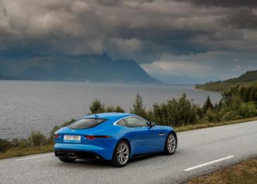 سيارة رياضية رائعة مع مستويات أعلى من الانسيابية والكفاءة